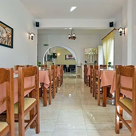 Hotel Zeus Naxos City
