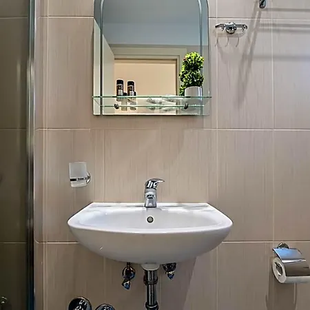 Zeus Hotel Naxos City