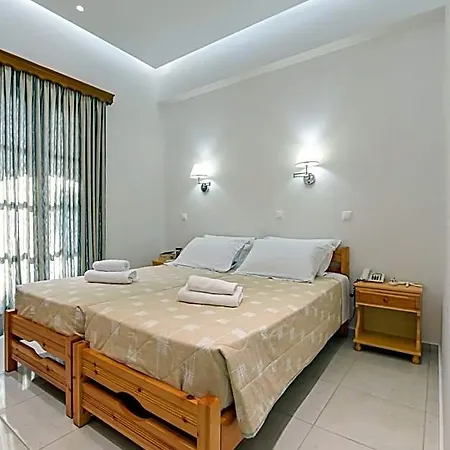 Zeus Hotel Naxos City